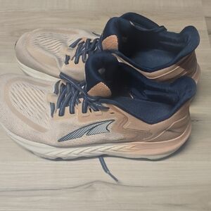 Altra Women's Running Shoes in Pink and Navy